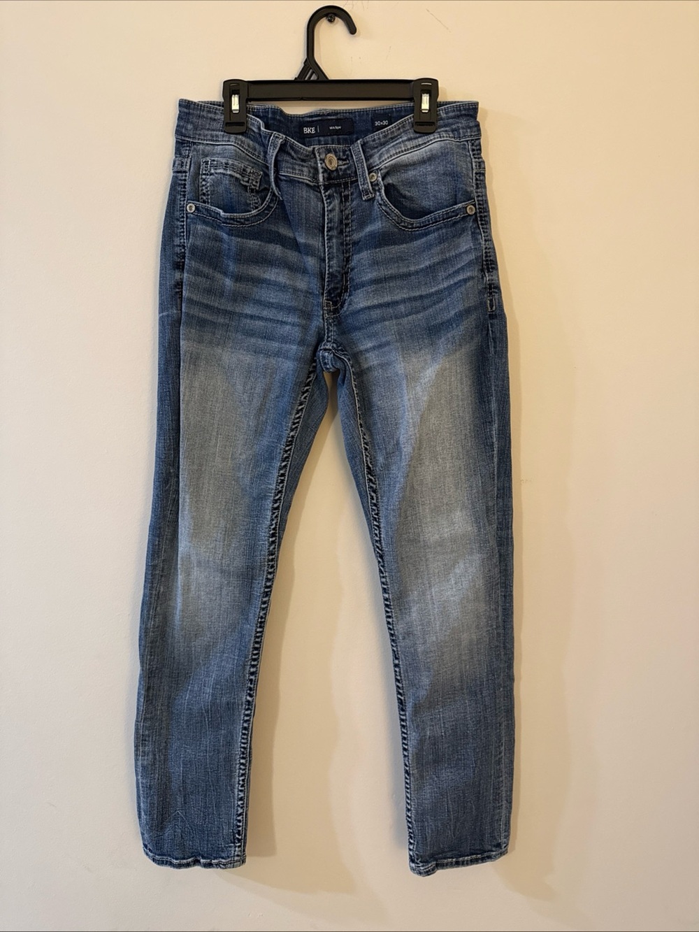 BKE Men’s Slim Jeans in Medium Blue Wash